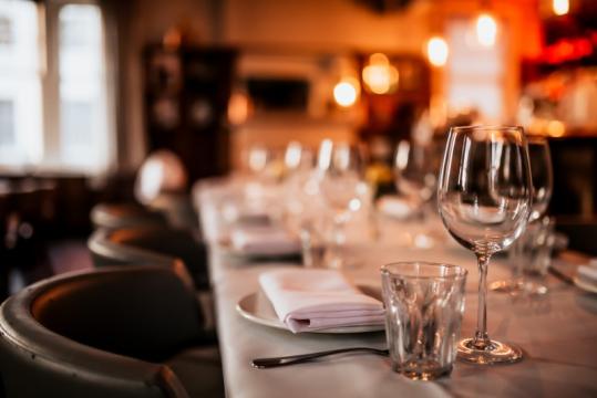 privatiser un bar pour un anniversaire
